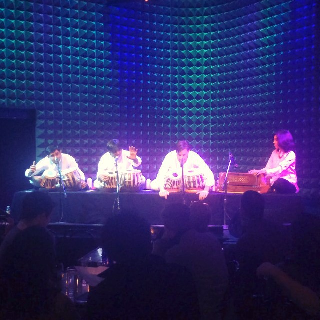And some #vocalstylings from #tabla musicians #talavya @joespub. Great show!!