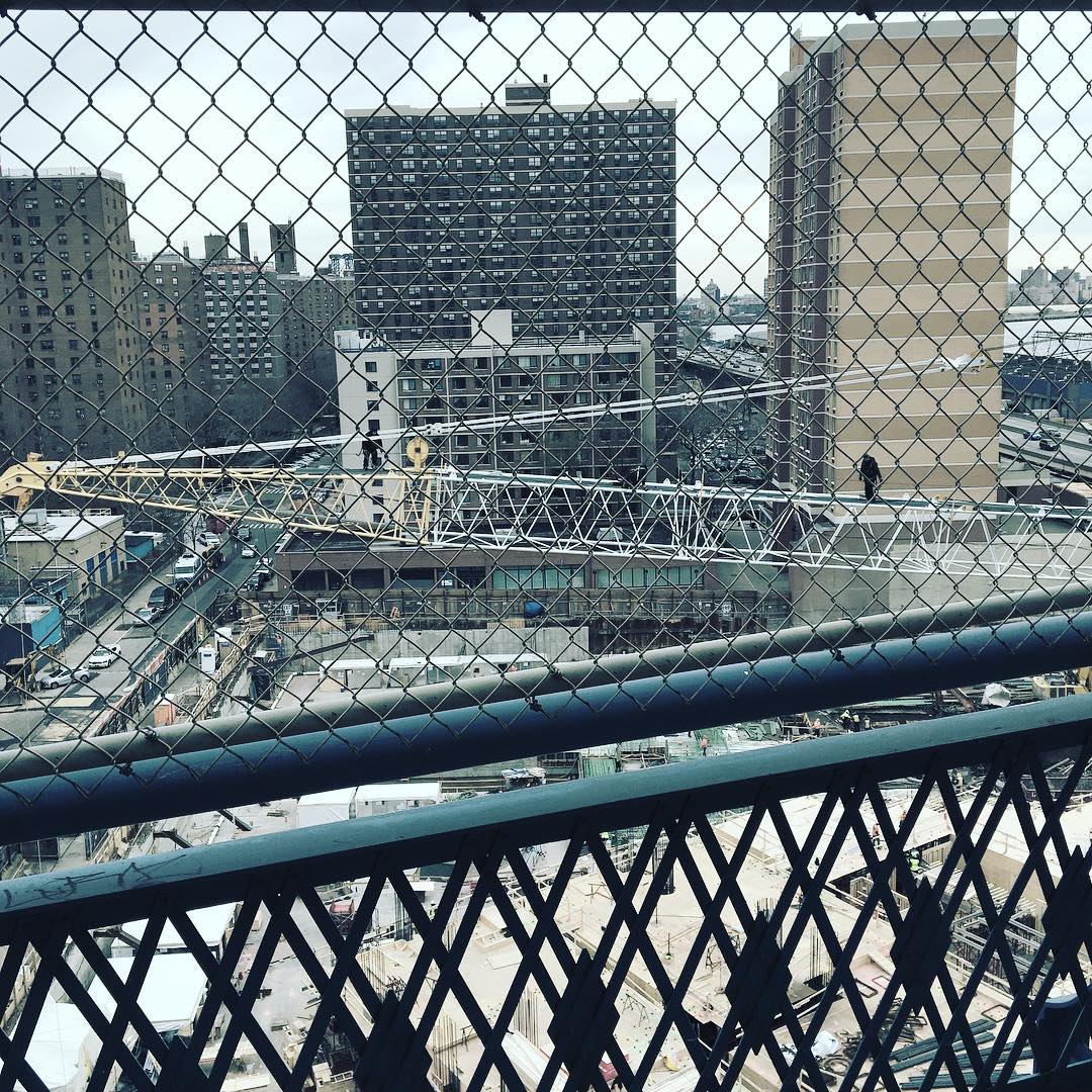 #cranes, #chains, and people. #gulp! #manhattanbridge view. How many workers can you spot on this crane? #prettyprettynewyorkcity