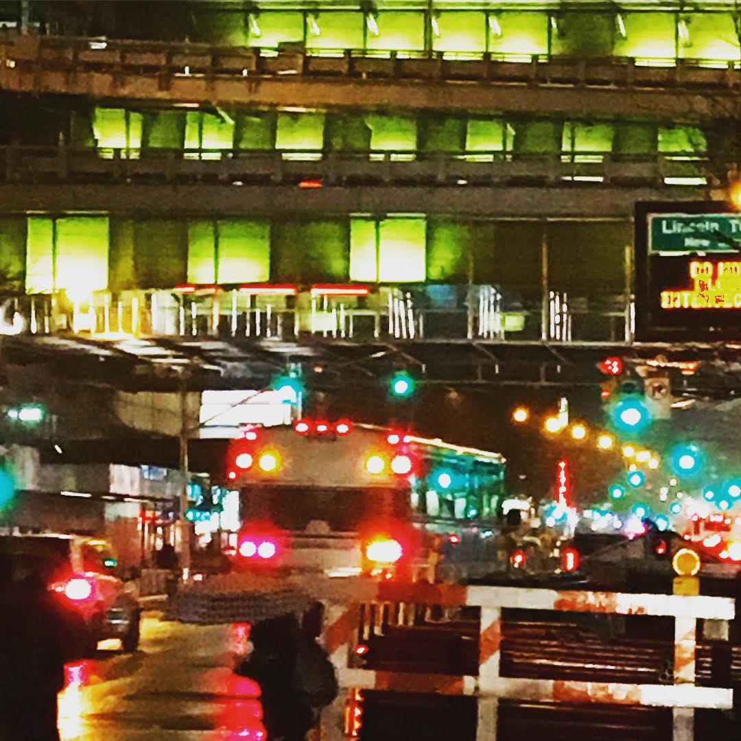 @port_authority sometimes even you look pretty... #brightlightsbigcity #prettyprettynewyorkcity #newyorkatnight #rainynights #tnyr