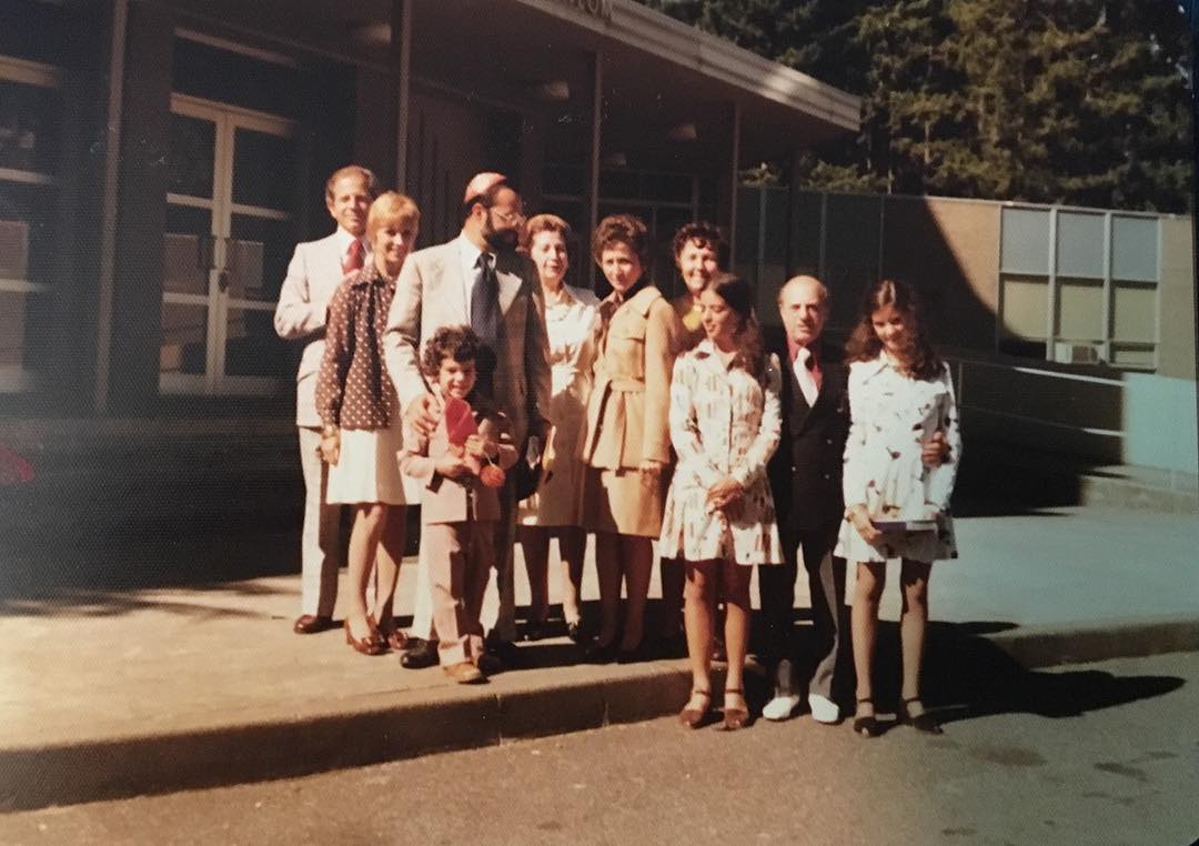 Studies in #jewishhair #1974 edition @dzaplastics #batmitzvah @nevehshalom #Portland #pdx