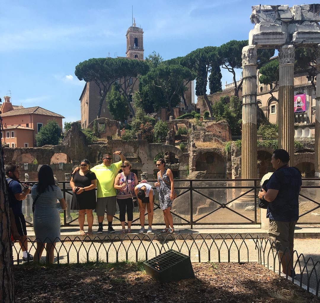 Not my #familyphoto #roma #rome #italia #italy #romanforum #fororomano pre #spaldingmfa